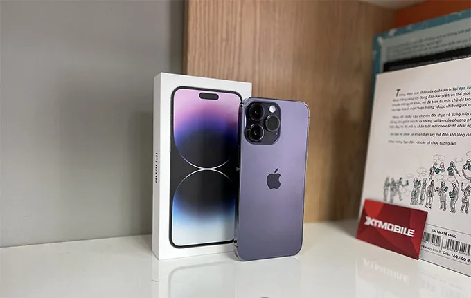 iPhone 14 Pro Max đối đầu với Galaxy S22 Ultra của Samsung