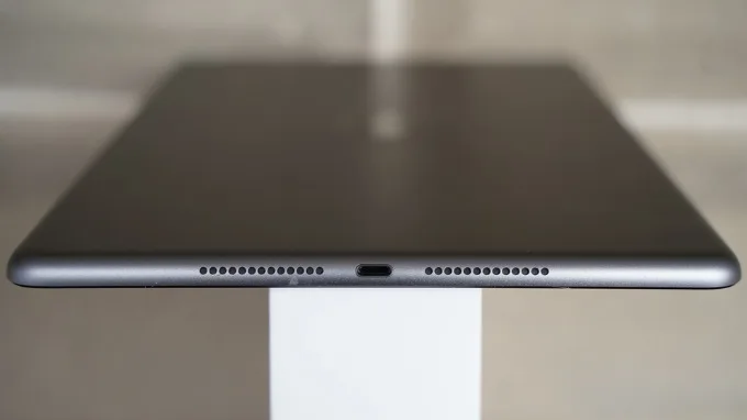 Các cổng kết nối