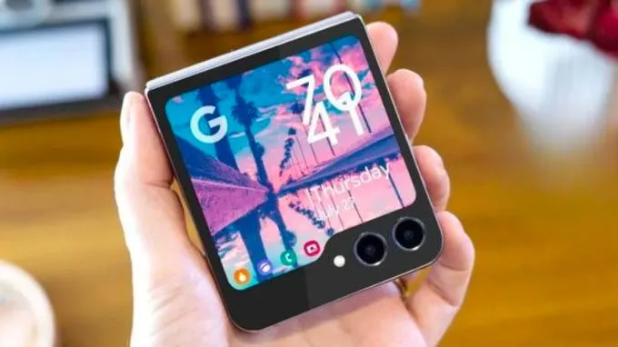 Galaxy Z Flip 5 được cung cấp sức mạnh nhờ con chip Snapdragon 8 Gen 2