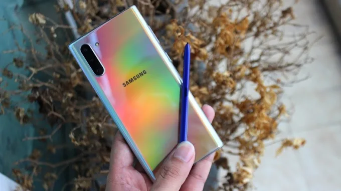 Galaxy Note 10 có thiết kế đẹp mắt