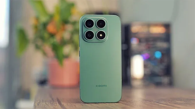 Xiaomi 17 tạo dấu ấn khác biệt với cụm camera hình vuông lớn