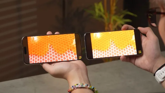 So sánh Xiaomi 15 Ultra và iPhone 16 Pro Max về màn hình