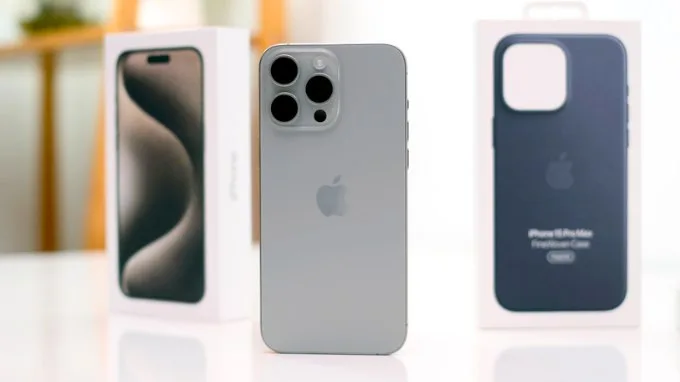 Sơ lược về iPhone 15 Pro Max Quốc tế và iPhone 15 Pro Max VN/A