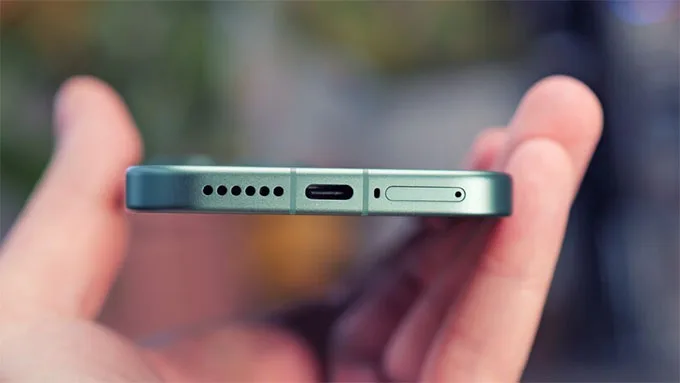 Xiaomi 17 trang bị viên pin 6.330 mAh