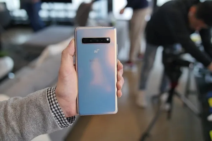 Thiết kế camera sau của Galaxy S10 5G