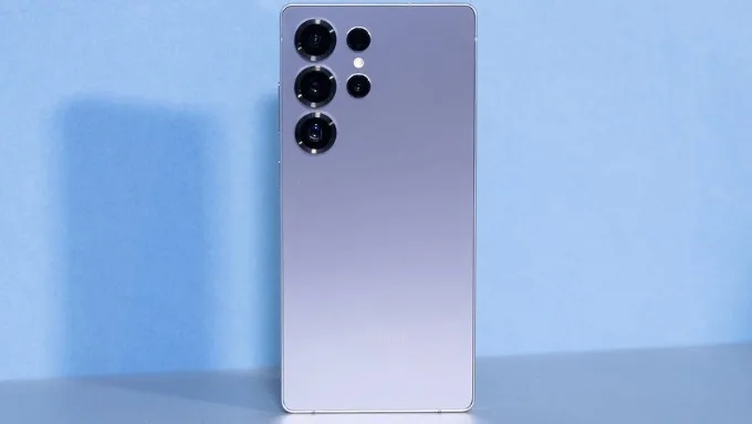 Thiết kế bên ngoài Galaxy S25 Ultra