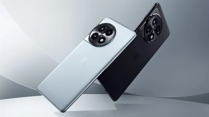Oneplus Ace 2 Pro có sạc nhanh 100W
