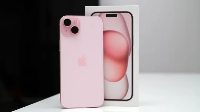 Giá iPhone 15 Plus