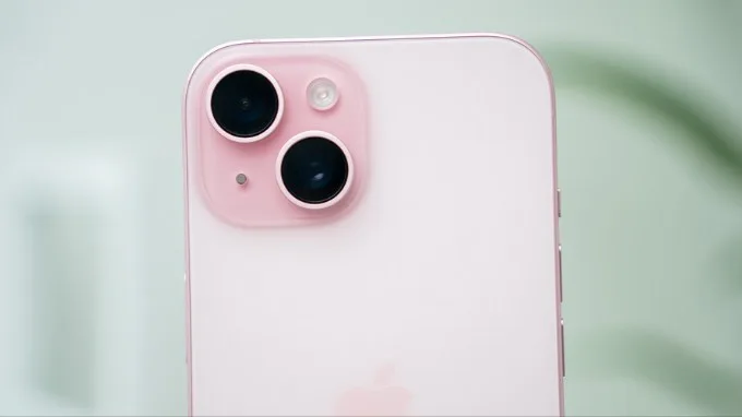 Lỗi camera trên iPhone 15 cũ