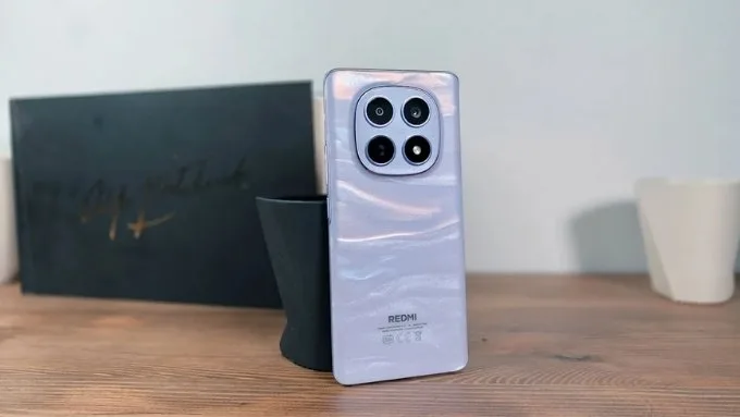 Redmi Note 15 màu tím