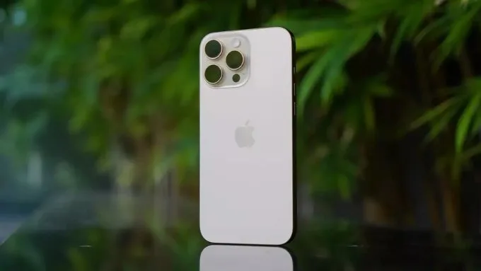Thiết kế iPhone 16 Pro Max