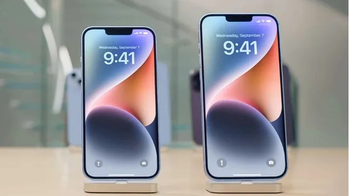 Cả iPhone 14 và iPhone 14 Plus đều dùng tấm nền Super Retina XDR OLED