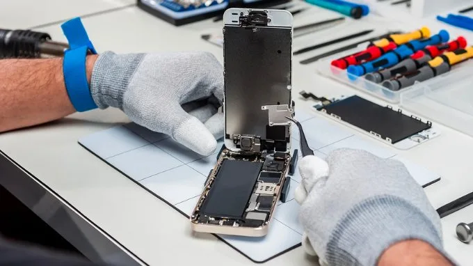 Thay màn hình iPhone tại XTmobile