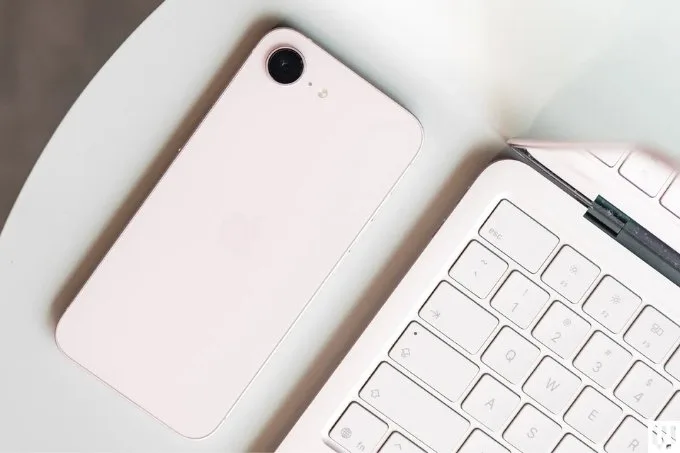Kích thước iPhone 17e phù hợp với ai?
