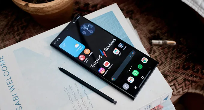 So sánh chi tiết iPhone 14 Plus 256GB và Samsung Galaxy S22 Ultra 5G 256GB: Bộ nhớ