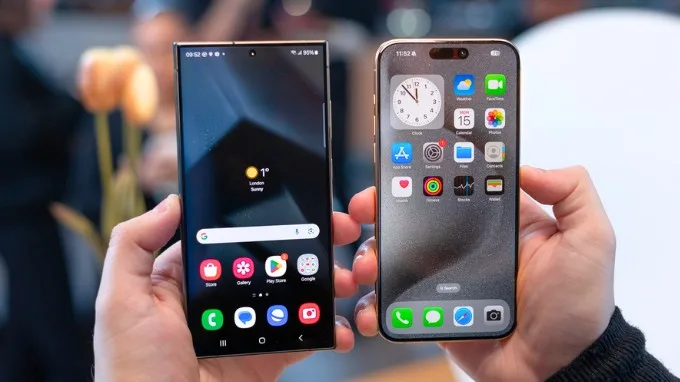 So sánh màn hình iPhone 15 Pro Max và Samsung S24 Ultra