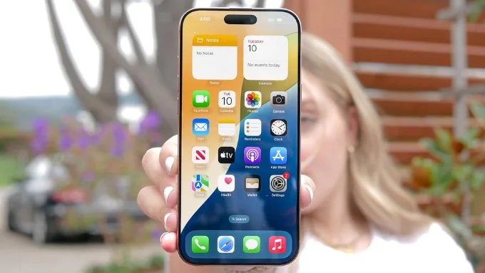 Màn hình iPhone 16 Pro Max