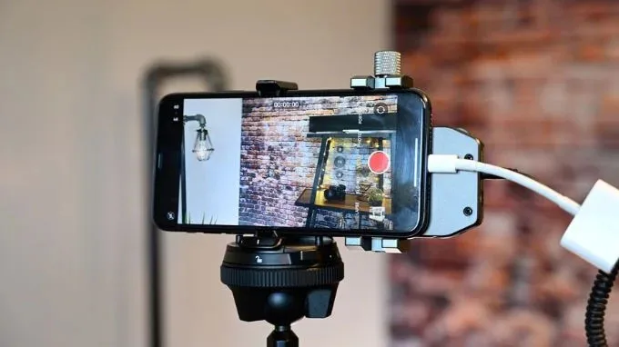 Chỉnh sửa video thông minh trên iPhone 16