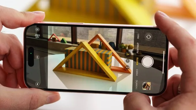 Camera chính của iPhone 15 có độ phân giải lên đến 48MP