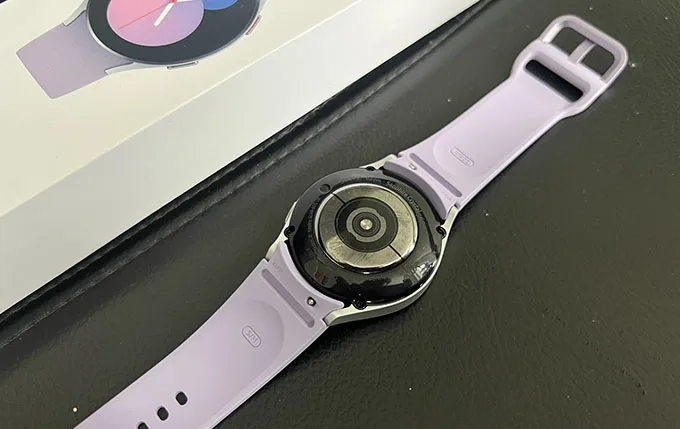 Galaxy Watch 5 mang đến thời lượng pin tốt hơn thế hệ tiền nhiệm