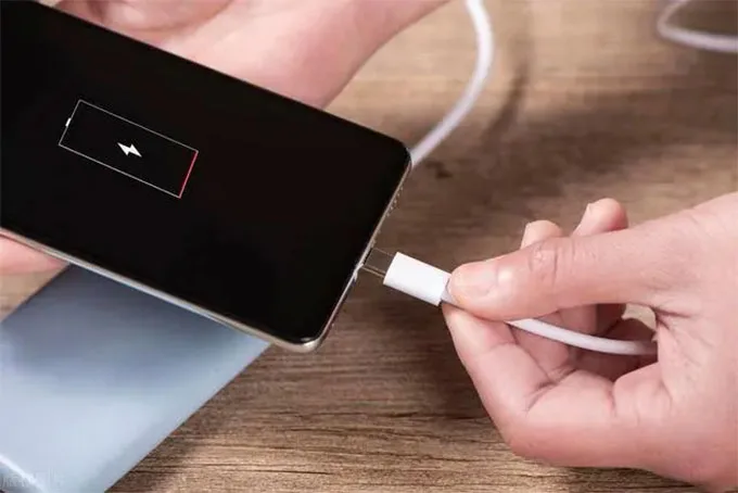 Sạc nhanh có làm hỏng pin điện thoại của bạn không?