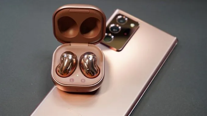 Tai nghe nhét tai Samsung Galaxy Buds Live