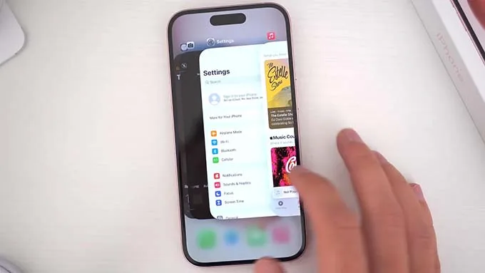 Khi nào cần reset iPhone 15 cũ?