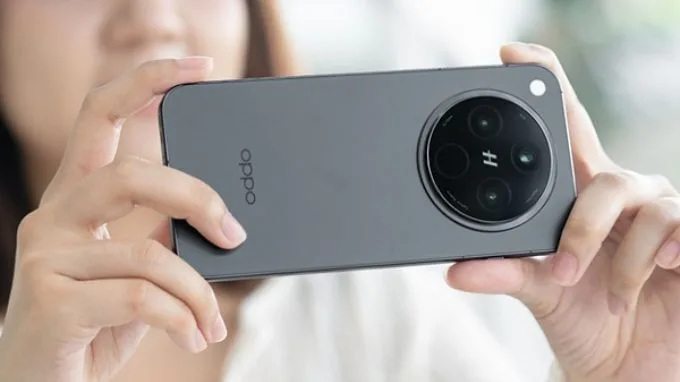 OPPO Find X8