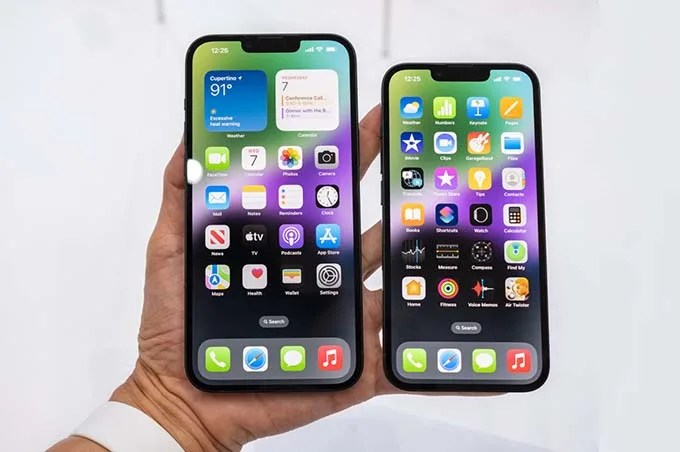 Cả hai máy đều dùng chung chip Apple A15 Bionic