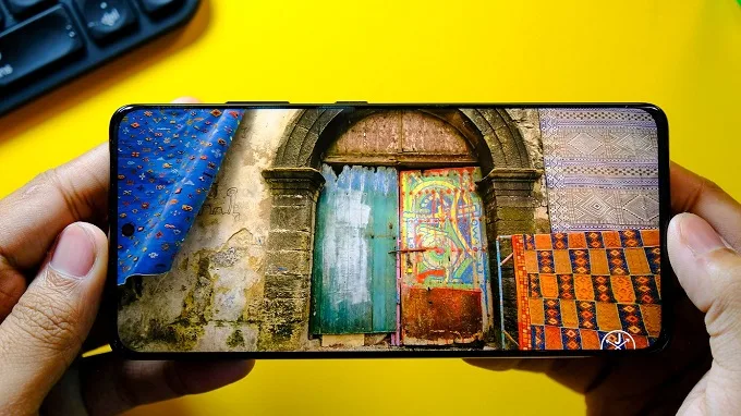 Galaxy S21 Ultra hỗ trợ độ phân giải QHD+