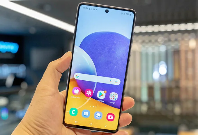 So sánh chi tiết Samsung Galaxy A73 và Galaxy A52s 5G cũ