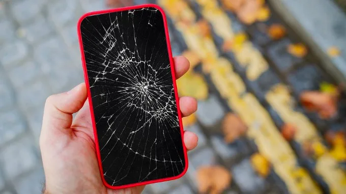 Dấu hiệu cần thay màn hình iPhone