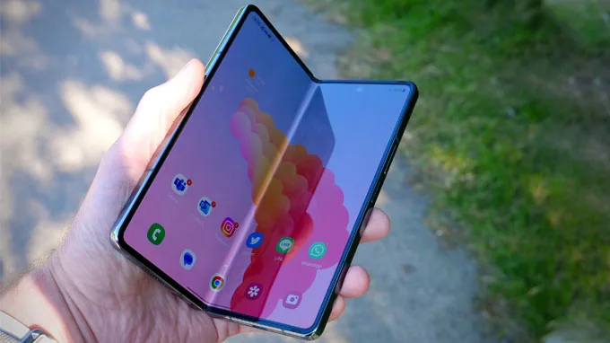 Galaxy Z Fold 5 sở hữu độ sáng màn hình tương tự tiền nhiệm