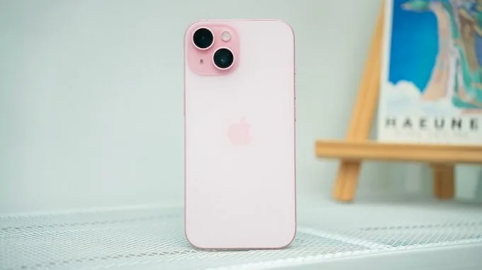 Mua iPhone 15 trả góp cần trả trước bao nhiêu?
