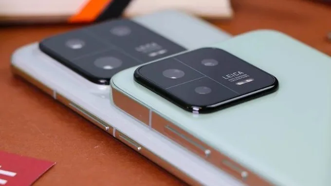 Xiaomi 14 Pro sử dụng khung viền titanium
