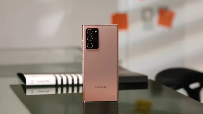 Thiết kế Galaxy Note 20 Ultra rất sang trọng và đẳng cấp