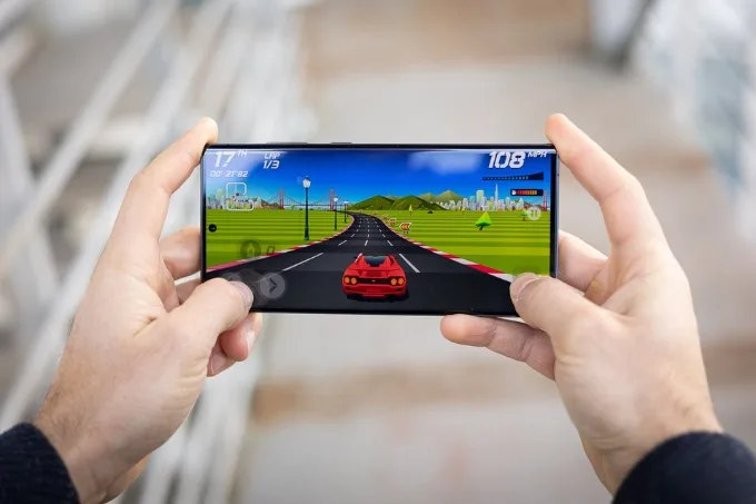 Hiệu năng Samsung S23 Ultra không được đánh giá cao bằng iPhone 15