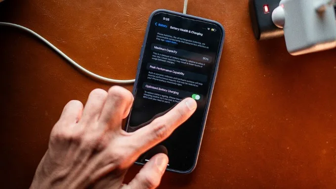 Cách Optimized Battery Charging kéo dài tuổi thọ pin iPhone