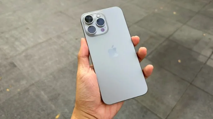 Vì sao phải kiểm tra iPhone 15 Pro Max cũ trước khi mua