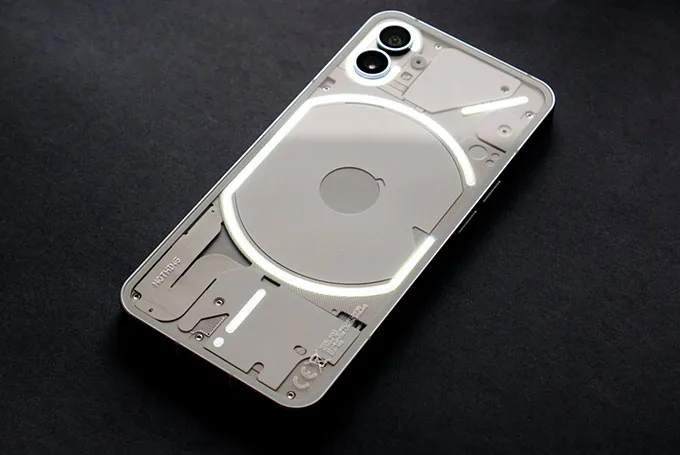 nothing-phone-1-8-scaled