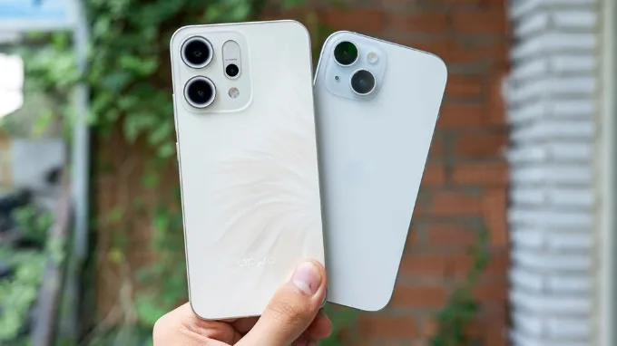 Thiết kế bên ngoài của OPPO Reno 14 và iPhone 15