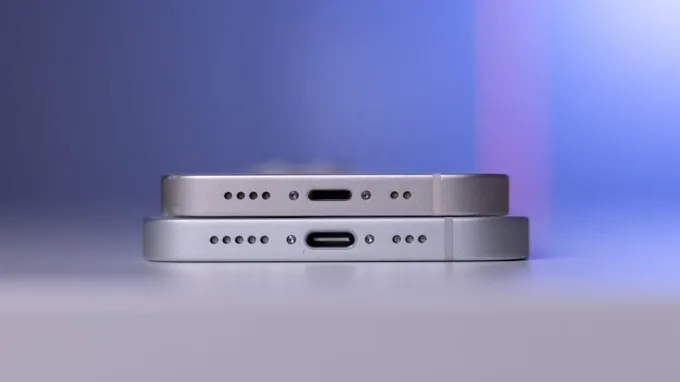 So sánh iPhone 16e và iPhone 13 mini về pin và sạc