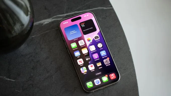 So sánh màn hình iPhone 17 Pro và màn hình iPhone 14 Pro