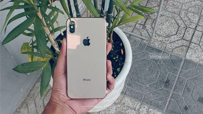 iPhone XS Max mạnh mẽ với con chip Apple A12