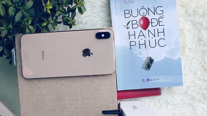 iPhone Xs Max vẫn là một đối thủ của Samsung Note 10 Plus?