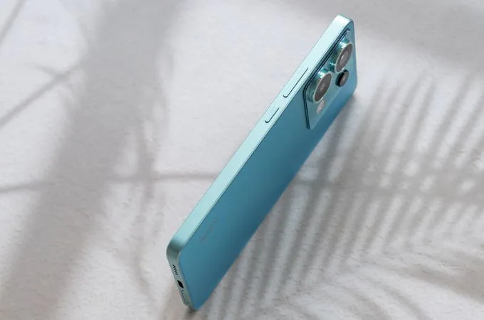 Vị trí các phím bấm trên Redmi Note 13 Pro