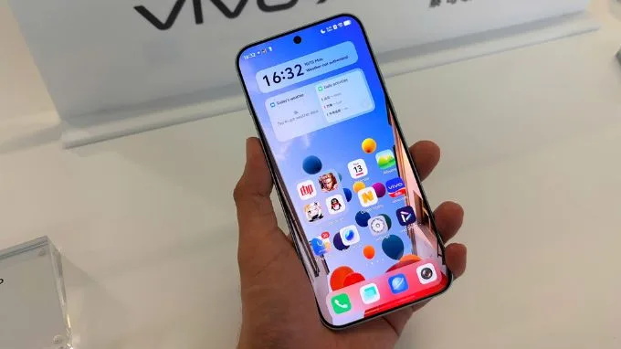 Màn hình Vivo X300 Pro