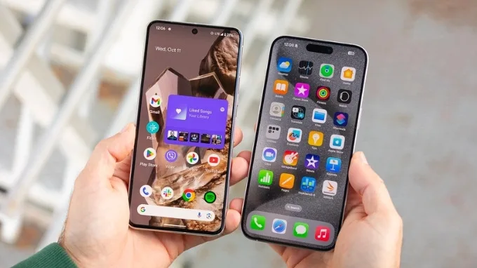 So sánh màn hình hiển thị của iPhone 15 Pro Max và Google Pixel 8 Pro
