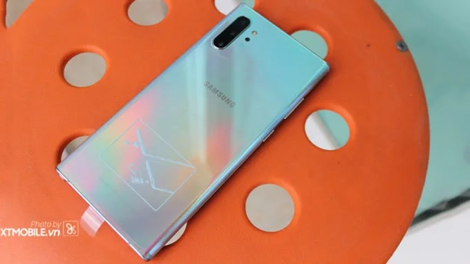 Galaxy Note 10 Plus Ánh cực quang Aura Glow bắt mắt