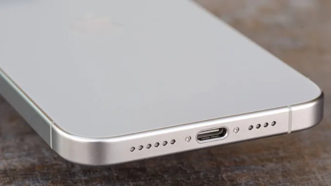 Loa bị rè trên iPhone 15 Pro Max